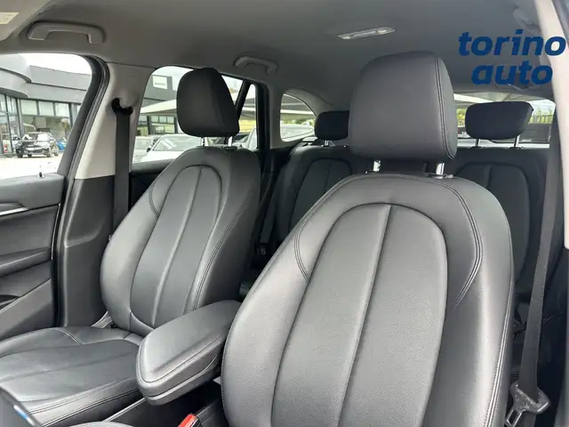 BMW X1 view 11