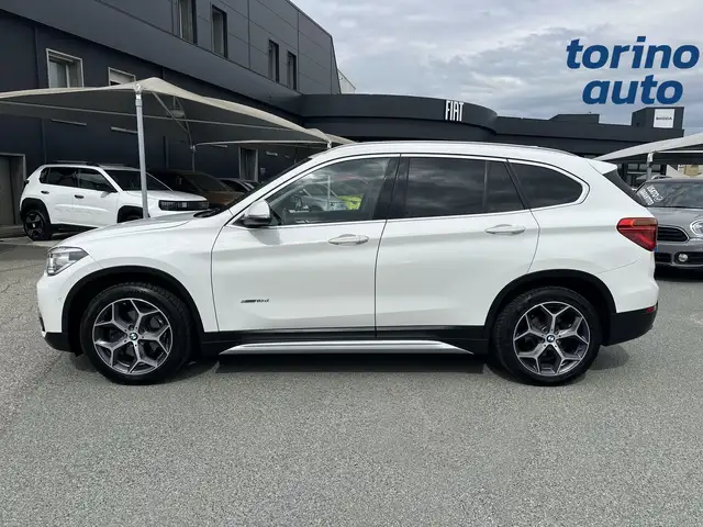 BMW X1 view 4