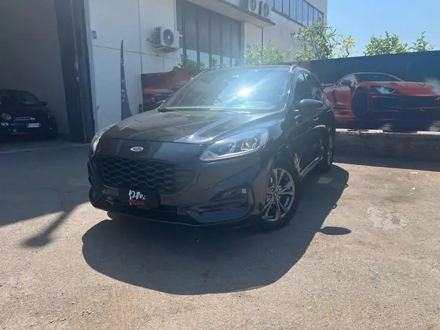 2023 Ford Kuga in Grey for sale
