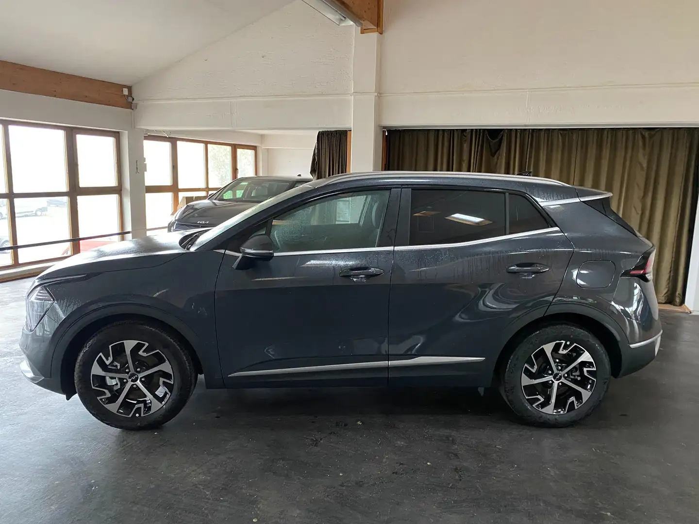 Kia Sportage Ultimate Edition Gris - 2