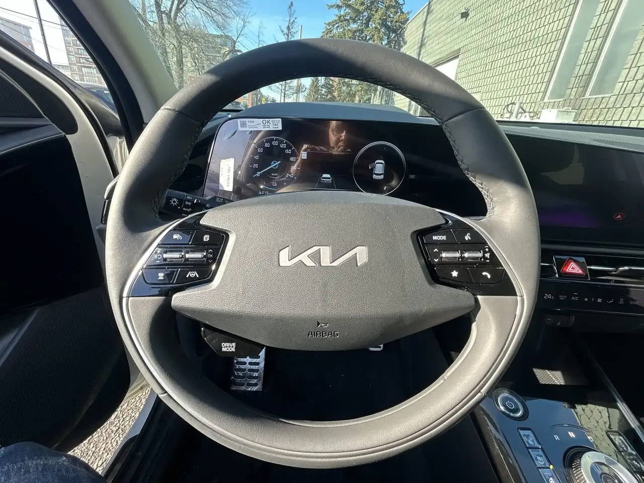 Kia Niro снимка Kia Niro