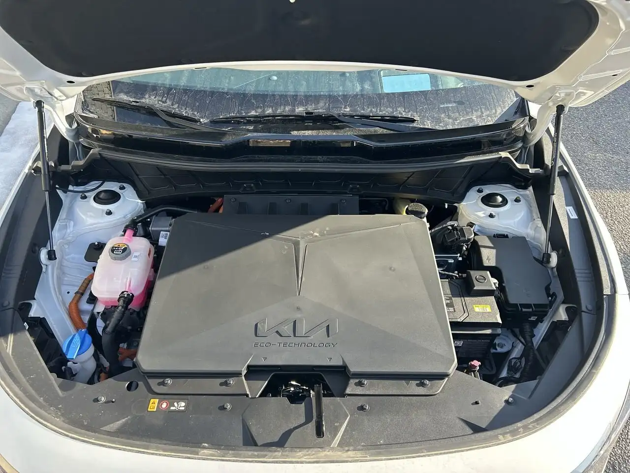 Kia Niro снимка Kia Niro