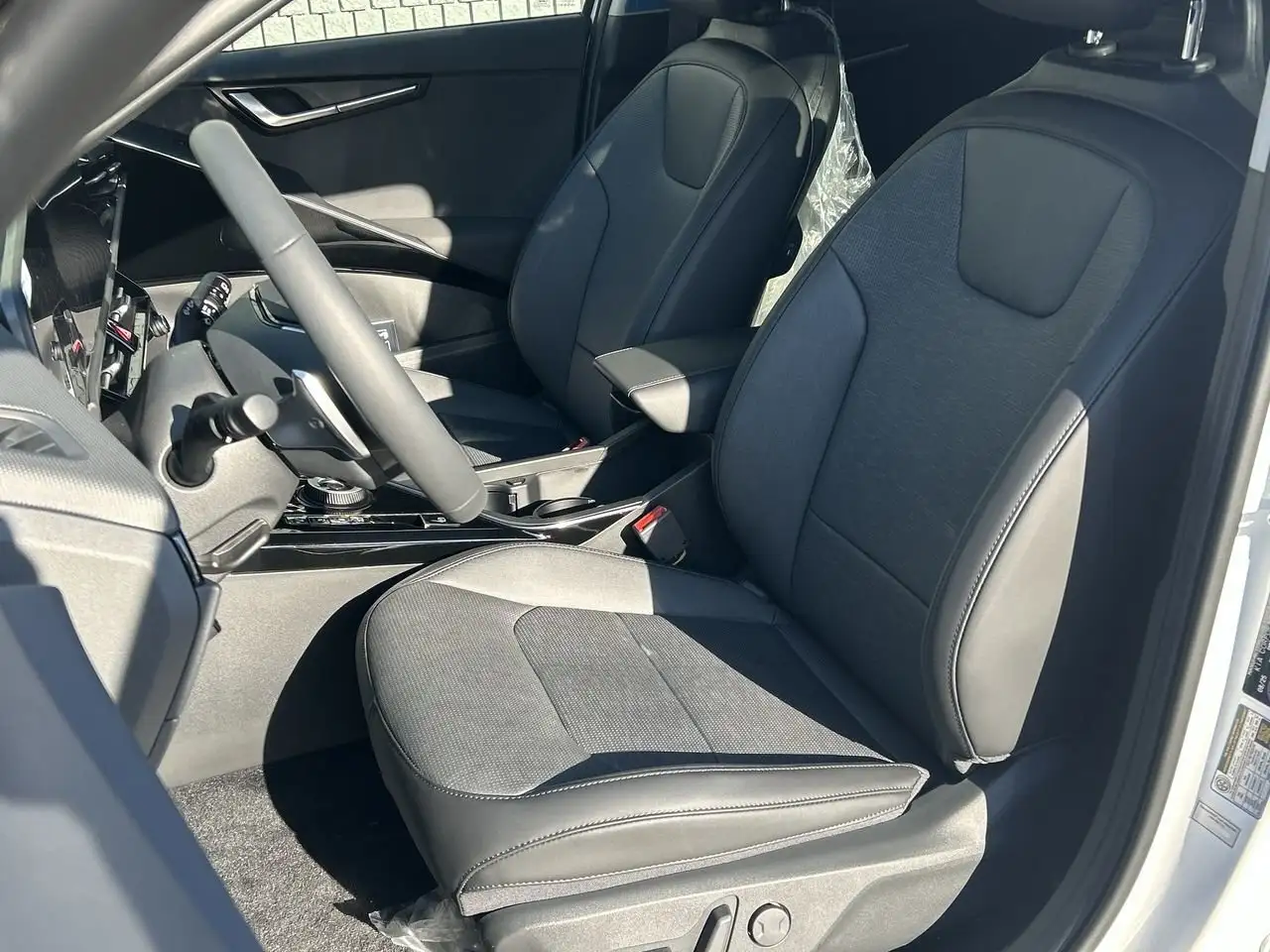Kia Niro снимка Kia Niro