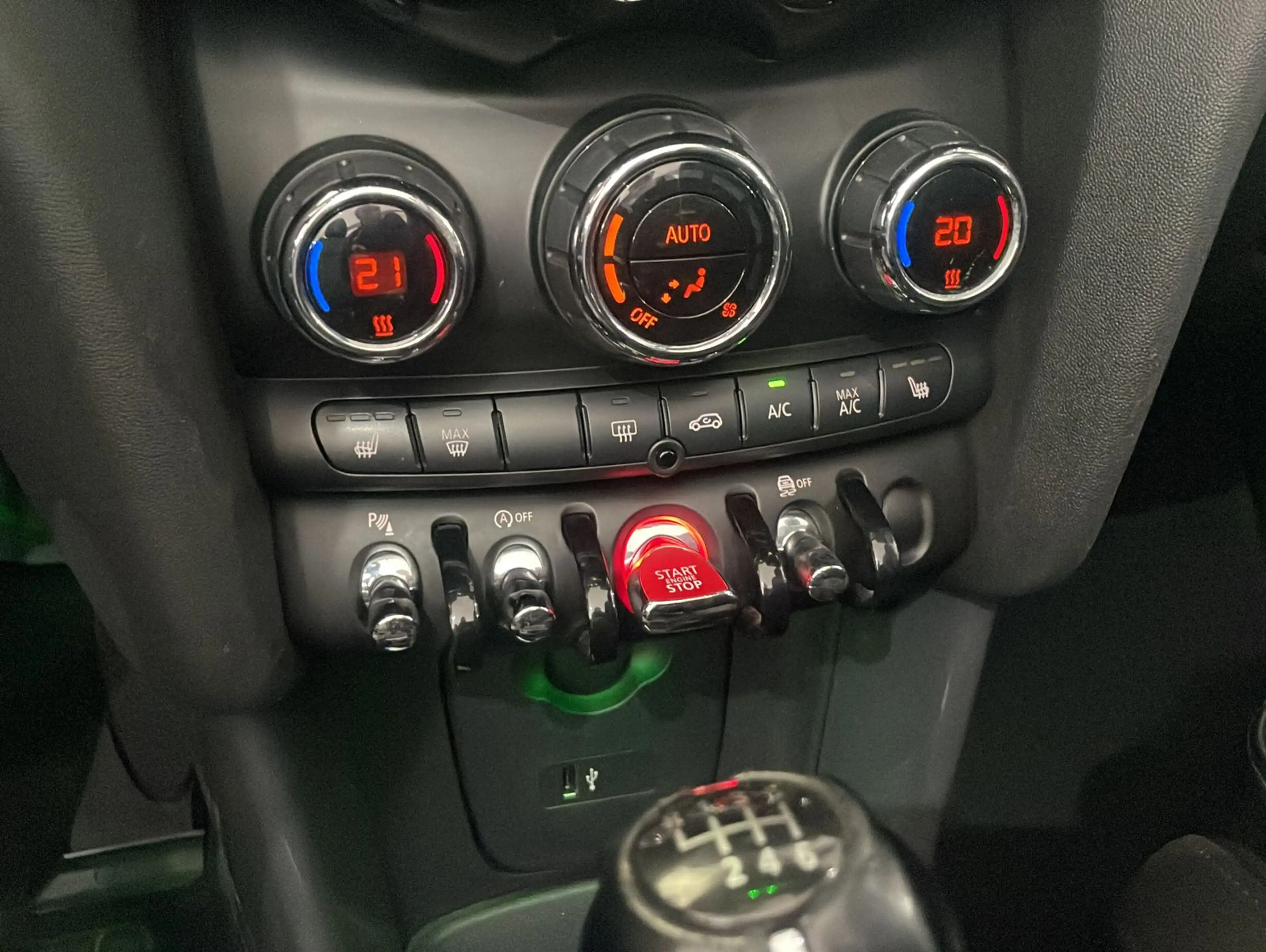 MINI One Cabrio - LED-Leder-Visual-Sitzheizung-PDC — photo 12