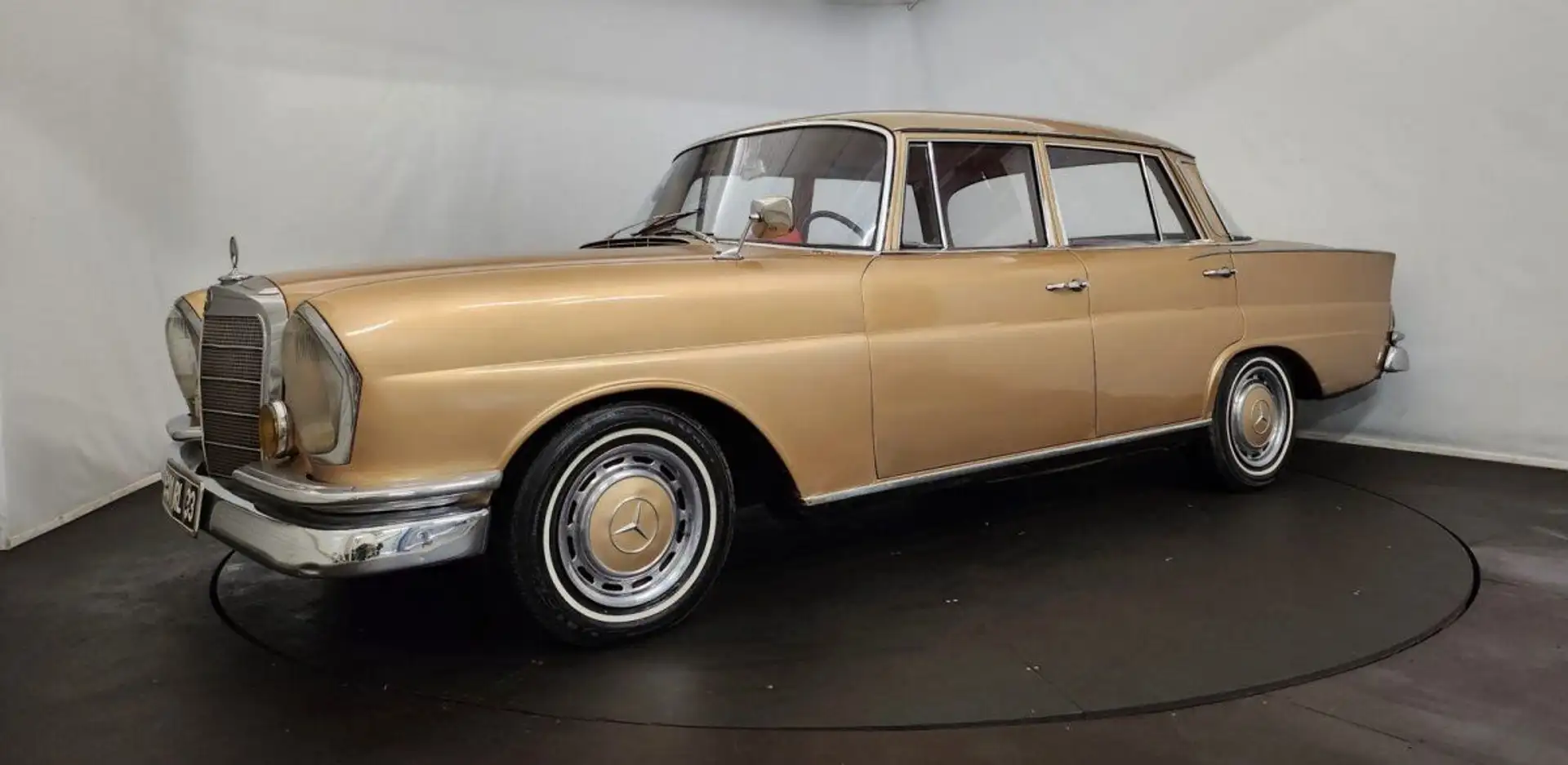 Mercedes-Benz 220 SB - 2