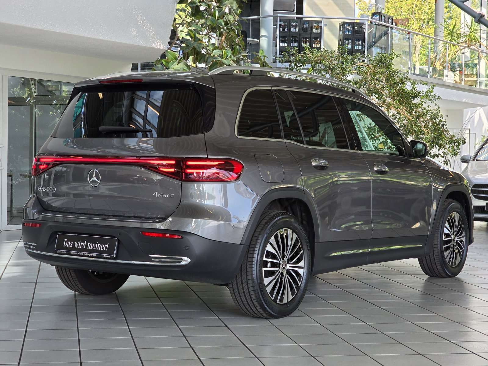 Mercedes-Benz EQB