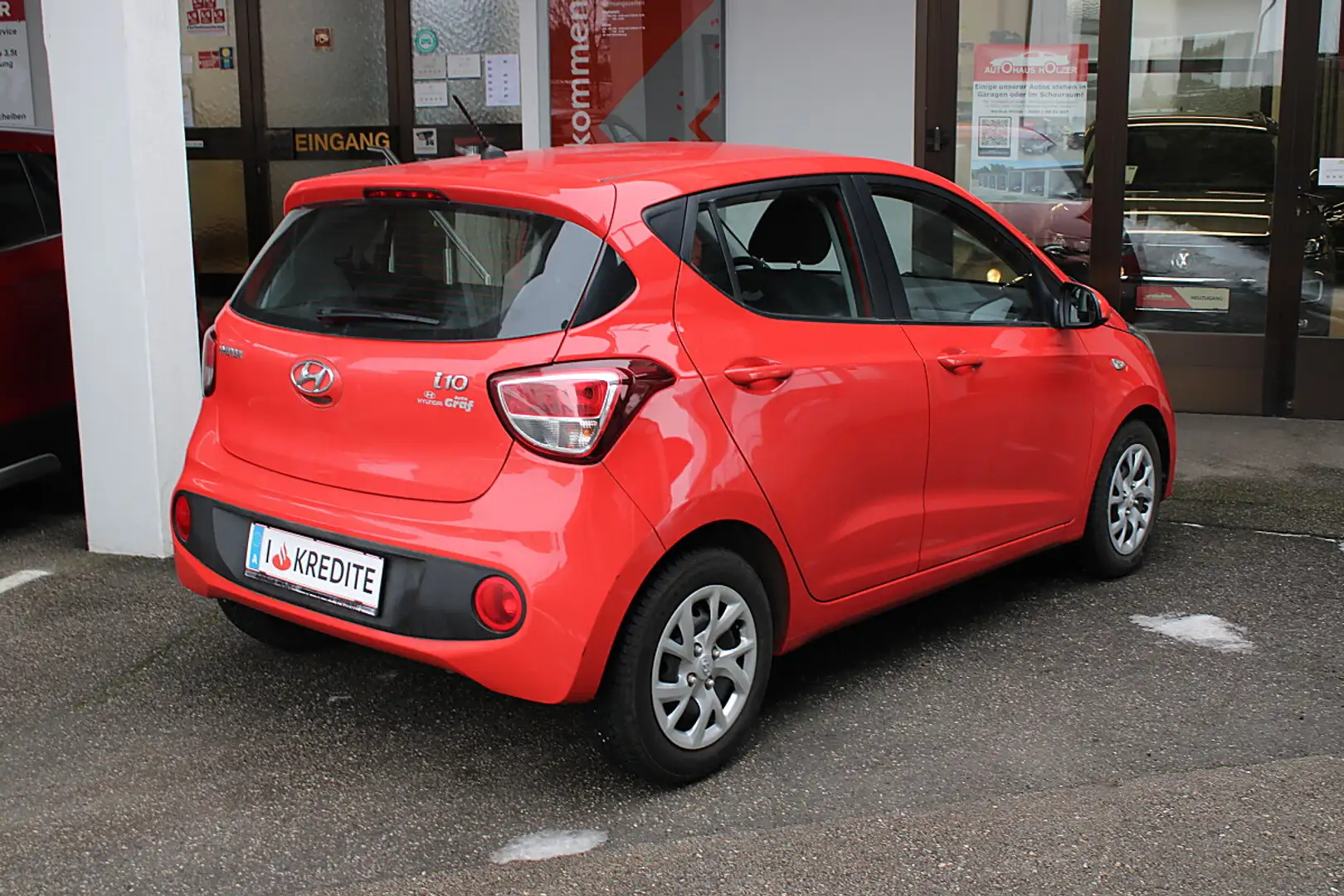 Hyundai i10 1,0 Level 2 *Tempomat, Bluetooth* Rot - 2