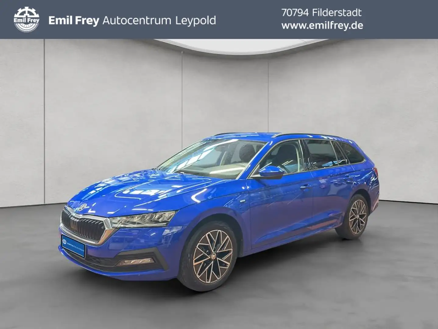 Skoda Octavia Combi 2.0 TDI DSG Ambition AHK schwenkbar Blau - 1