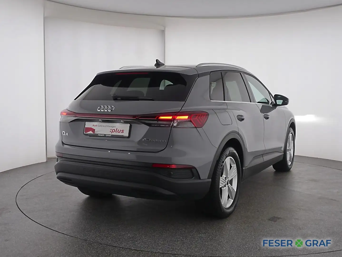 Audi Q4 e-tron 40 e-tron LED / Sitzheizung / Rückfahrkamera / Nav Grau - 2