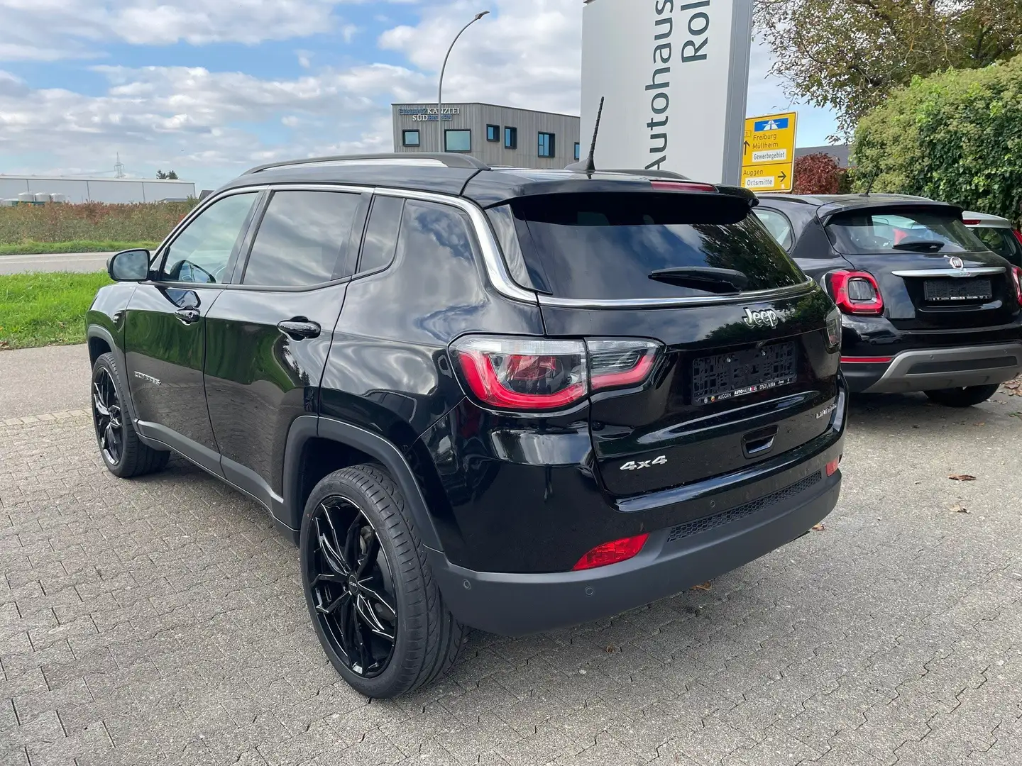 Jeep Compass Limited 1.4 MAIR 170PS AT 4WD Schwarz - 2