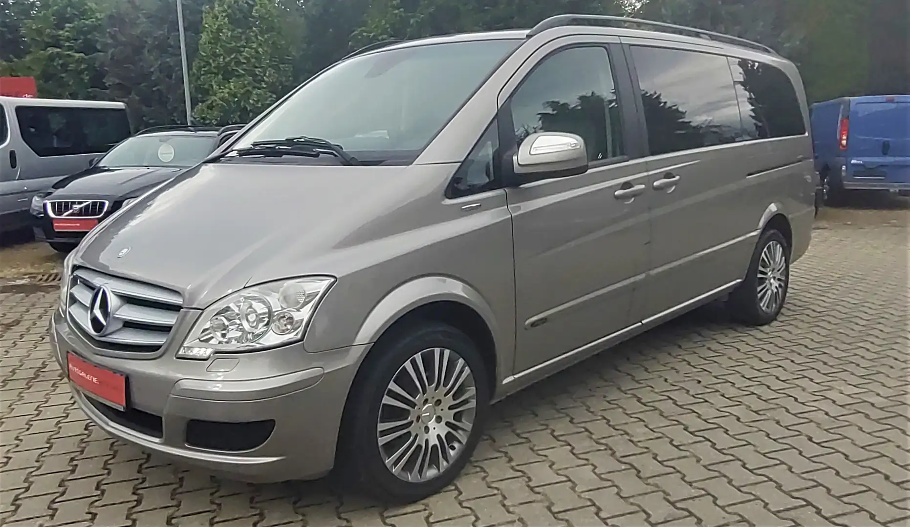 Mercedes-Benz Viano 2.2 CDI lang  Leder Schiebedach Navi  Xenon AHK Beige - 1
