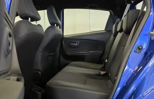 Toyota Yaris view 12