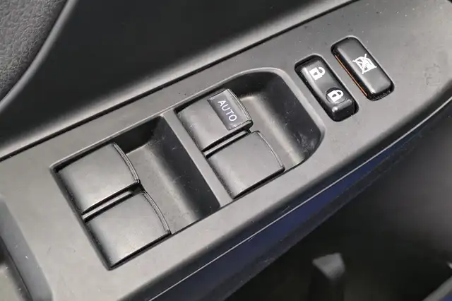Toyota Yaris view 14