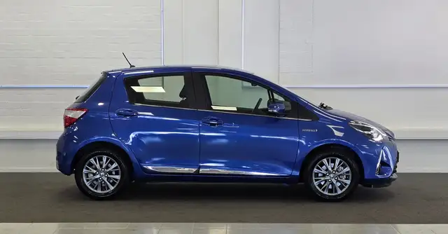 Toyota Yaris view 5