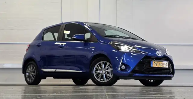 Toyota Yaris view 2