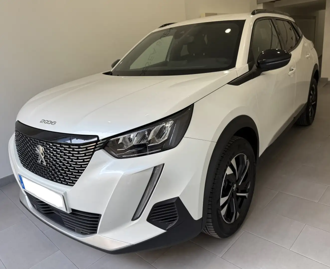 Peugeot 2008 1.2 PureTech S&S Allure Pack 130 Blanc - 1