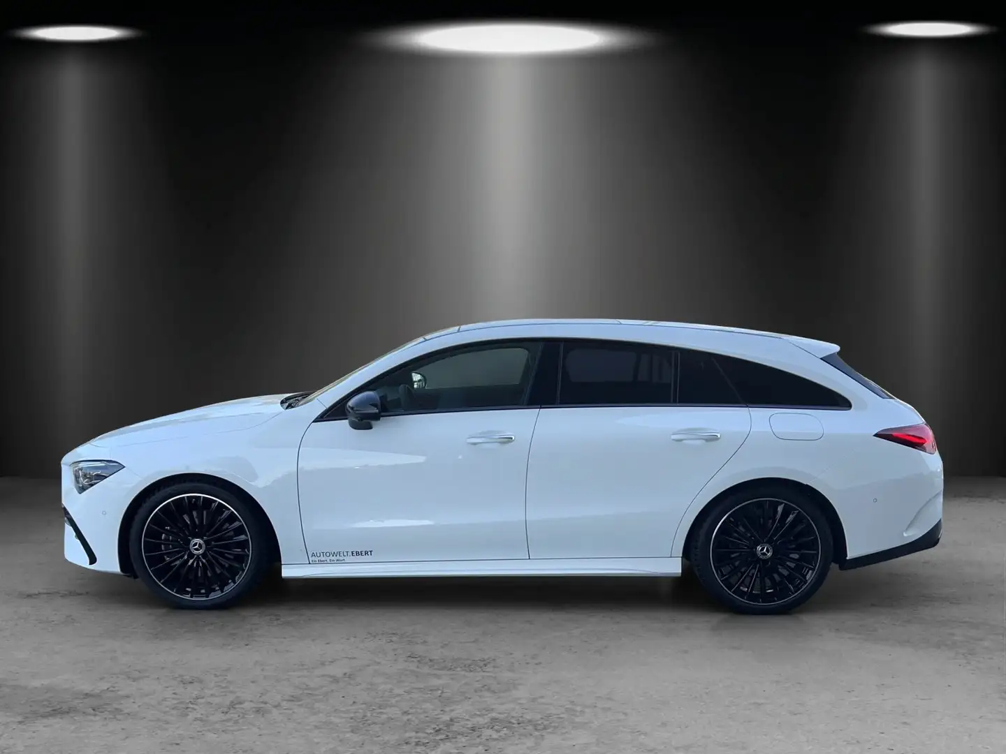 Mercedes-Benz CLA 220 d Shooting Brake+AMG-Line+AHK+PSD+DISTRO Weiß - 2