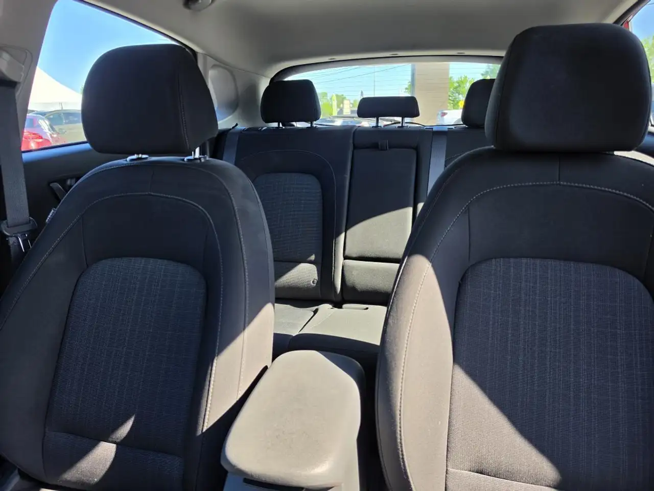Hyundai KONA снимка Hyundai KONA