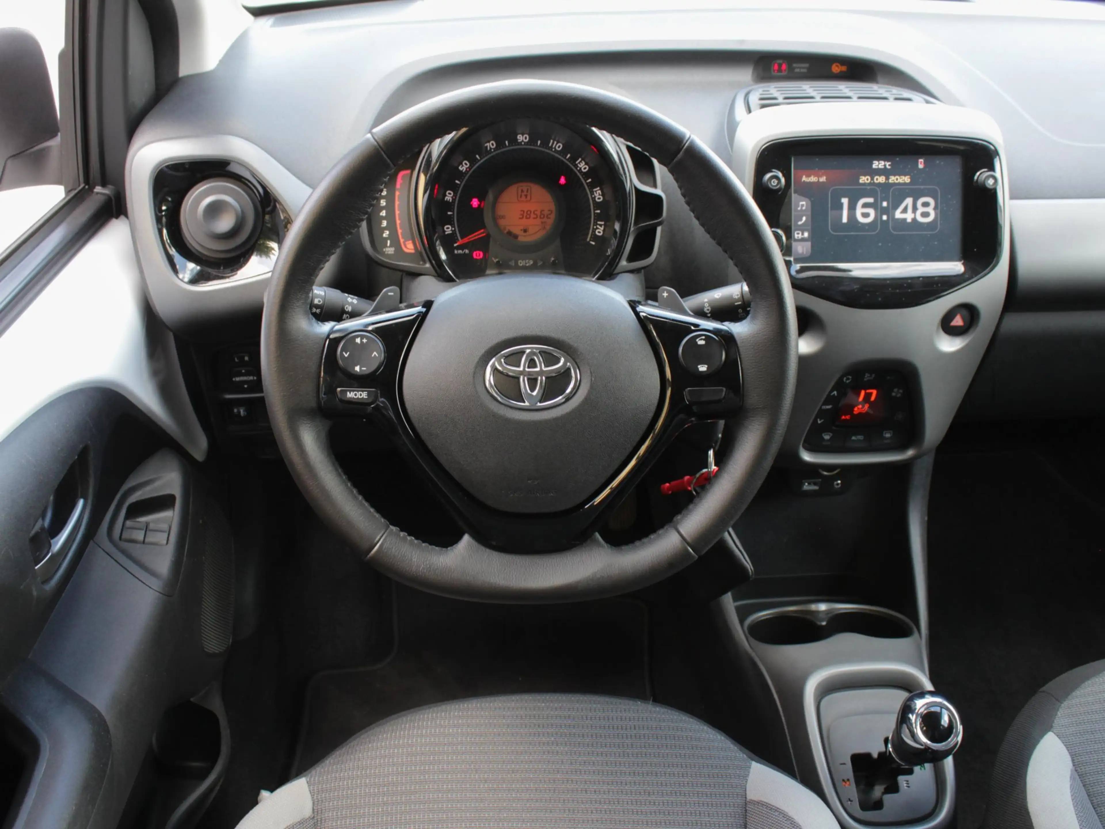 Toyota Aygo 1.0 VVT-i x-joy cabrio Automaat | Carplay / Androi — photo 4