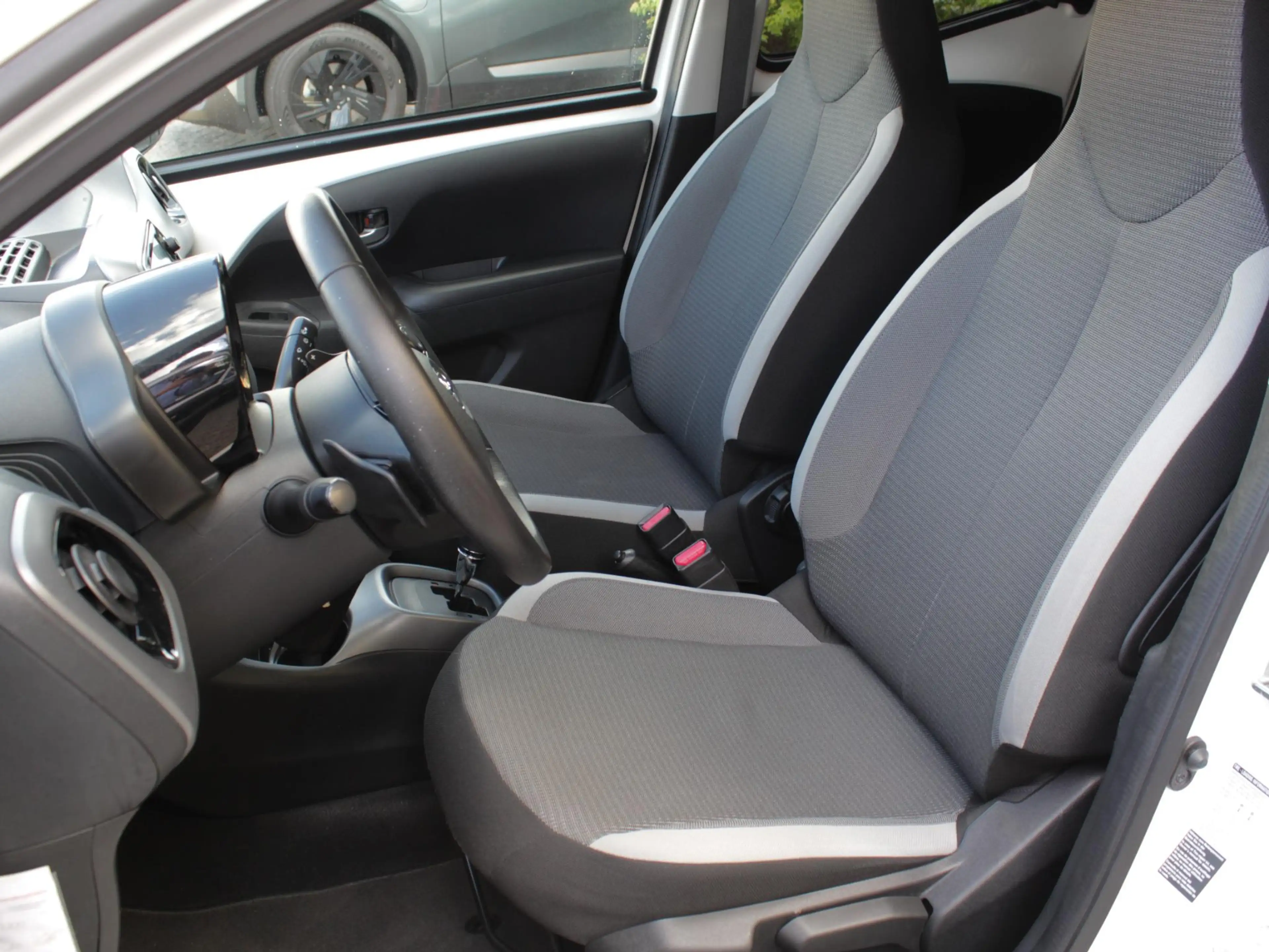 Toyota Aygo 1.0 VVT-i x-joy cabrio Automaat | Carplay / Androi — photo 5