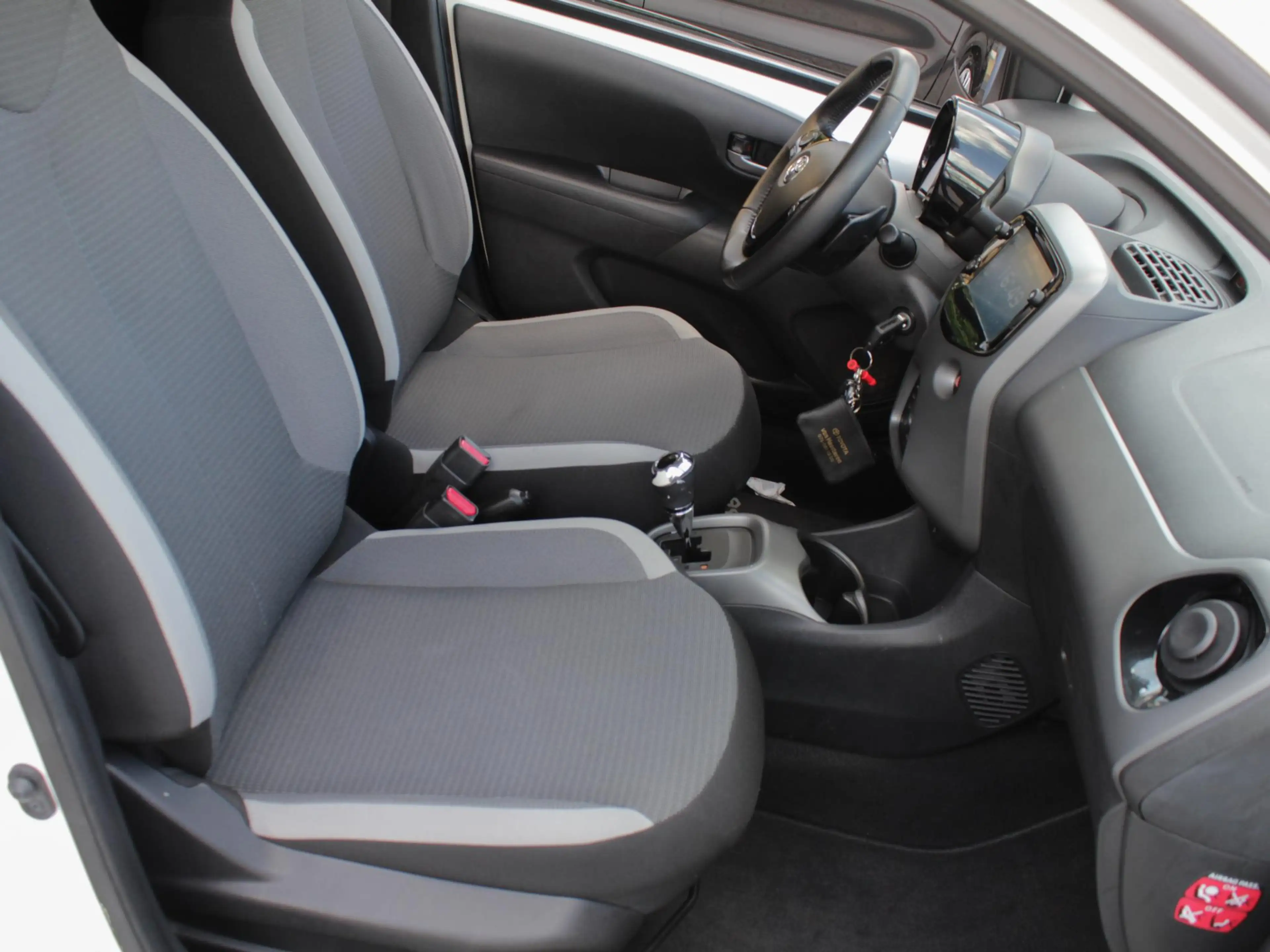 Toyota Aygo 1.0 VVT-i x-joy cabrio Automaat | Carplay / Androi — photo 7