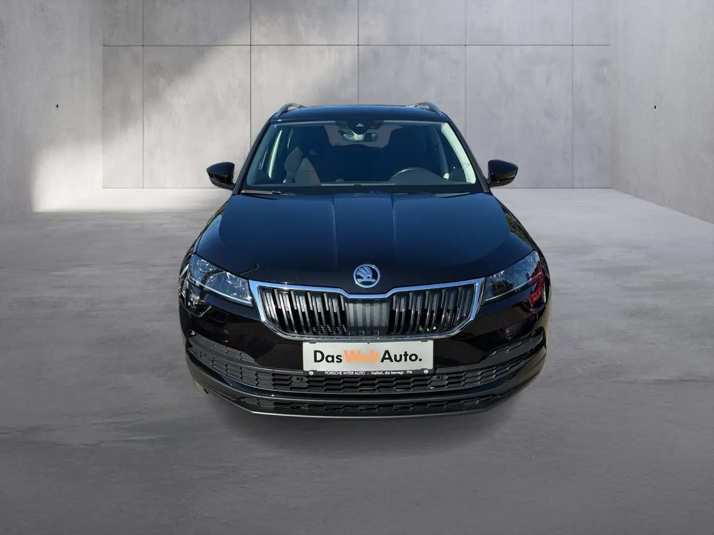 Skoda Karoq Style TSI DSG ACT Schwarz - 2