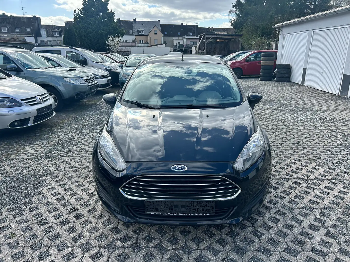 Ford Fiesta Trend - Benzin Schwarz - 2