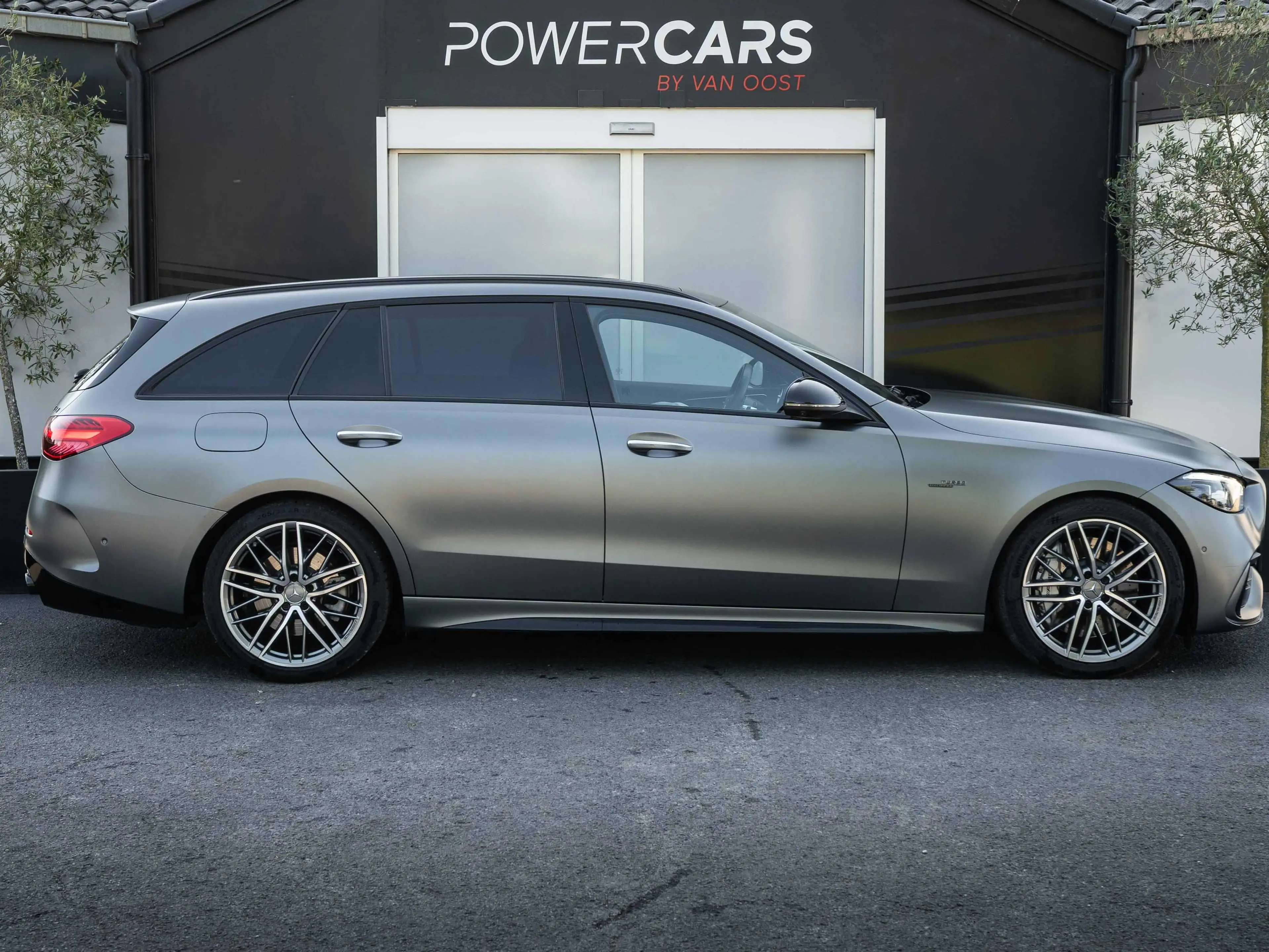 Mercedes-Benz C 43 AMG 4-Matic | Magno | Pano | Burmester | HUD | AMG Drivers Pack + Track Pace — photo 5