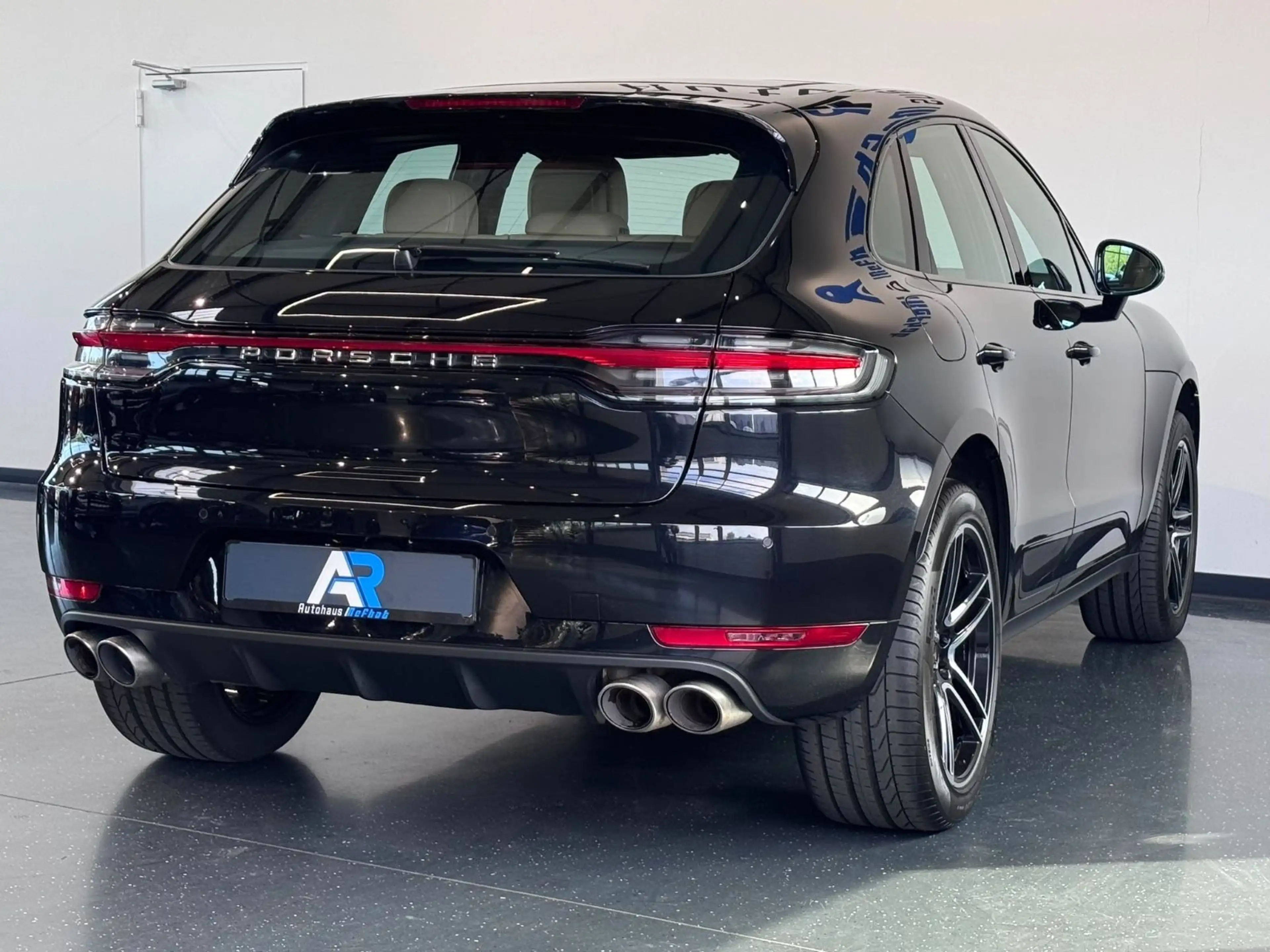 Porsche Macan S 3.0 V6*ACC*PANO*SHZ*PDC*1-HAND*DEUTSCH* — photo 8