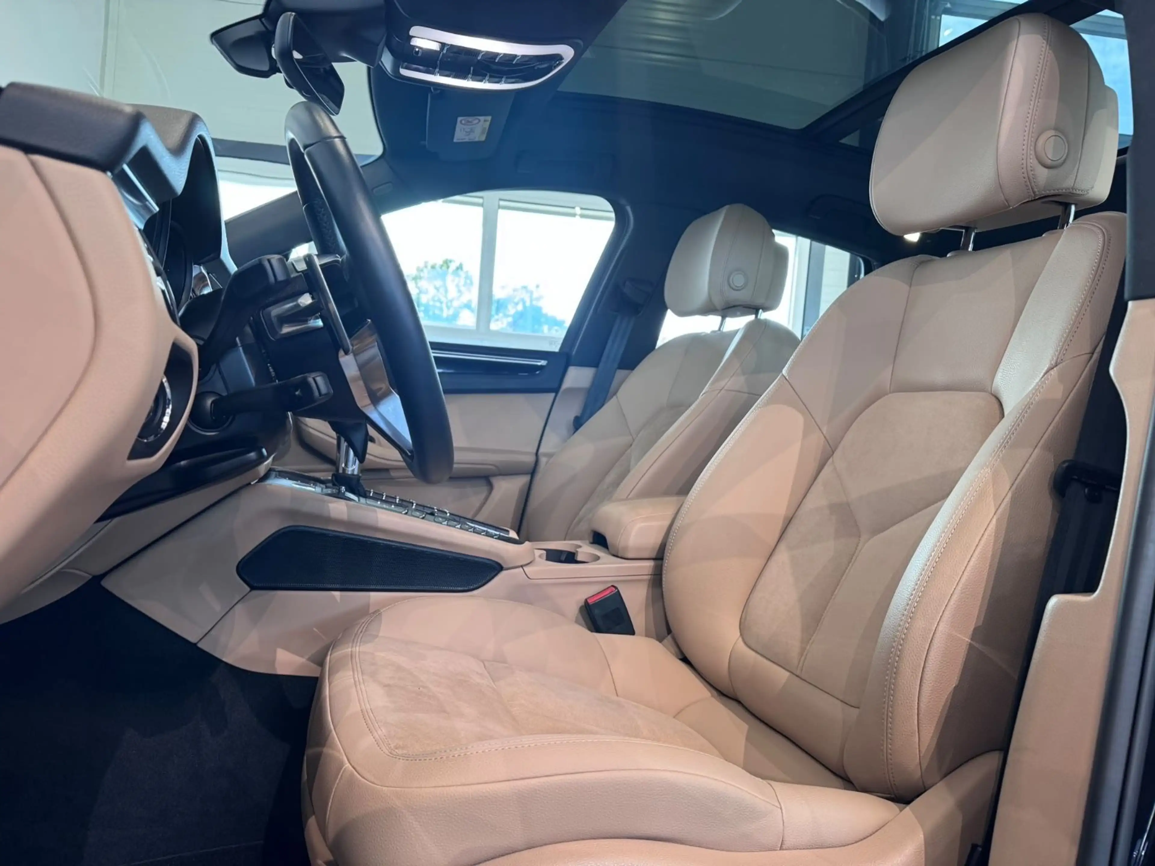 Porsche Macan S 3.0 V6*ACC*PANO*SHZ*PDC*1-HAND*DEUTSCH* — photo 15