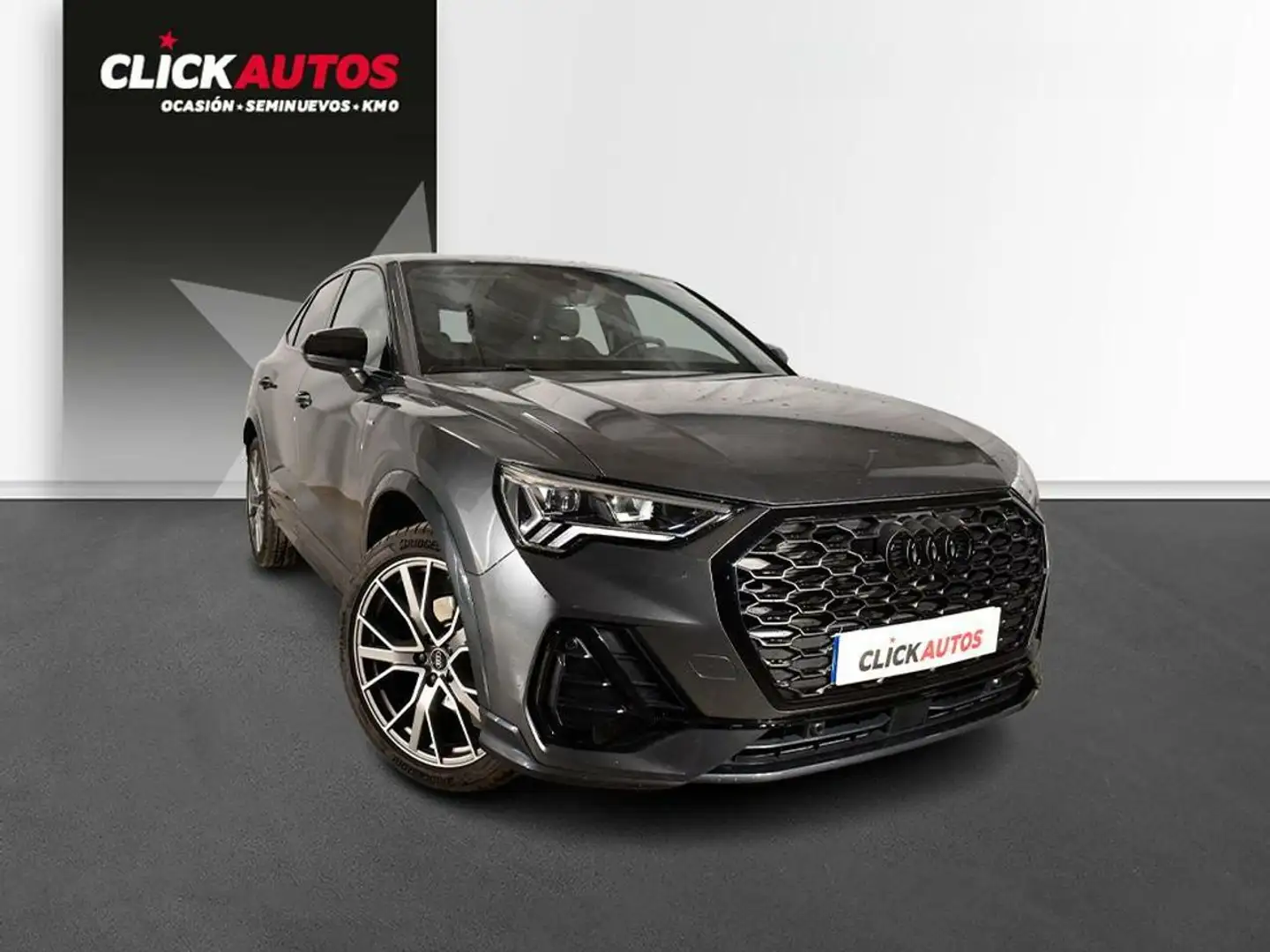 Audi Q3 35 TFSI Black line S tronic Gris - 2