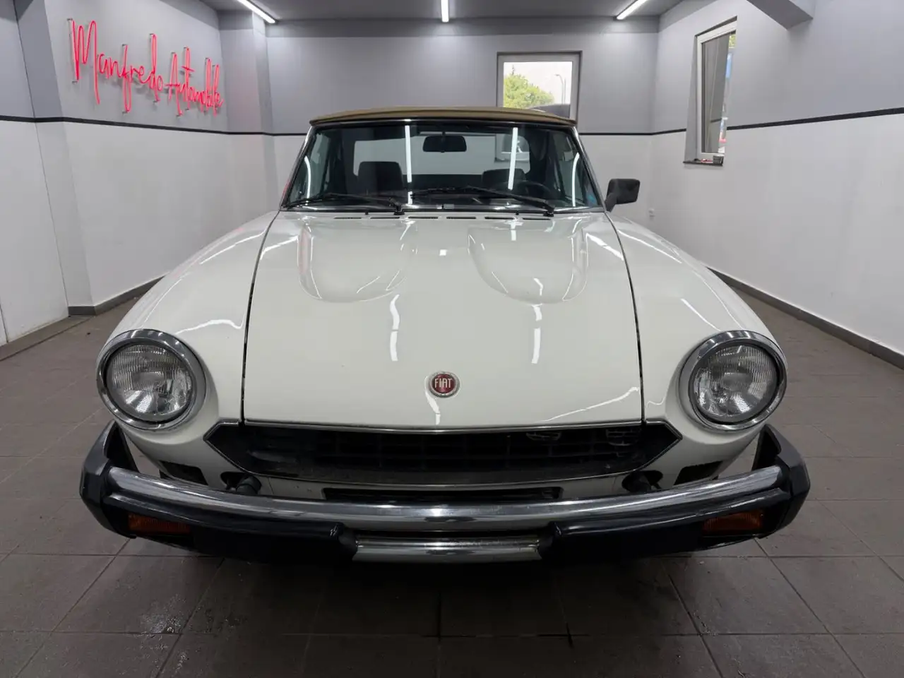 Fiat 124 Spider 2.0 Automatik/H-Kenzeiche/Verdeck-Neu, foto 3