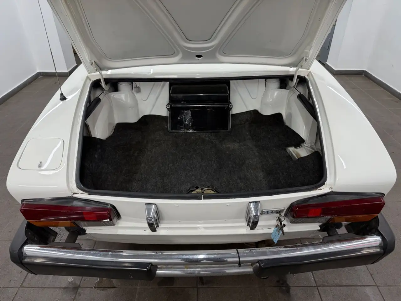 Fiat 124 Spider 2.0 Automatik/H-Kenzeiche/Verdeck-Neu, foto 9