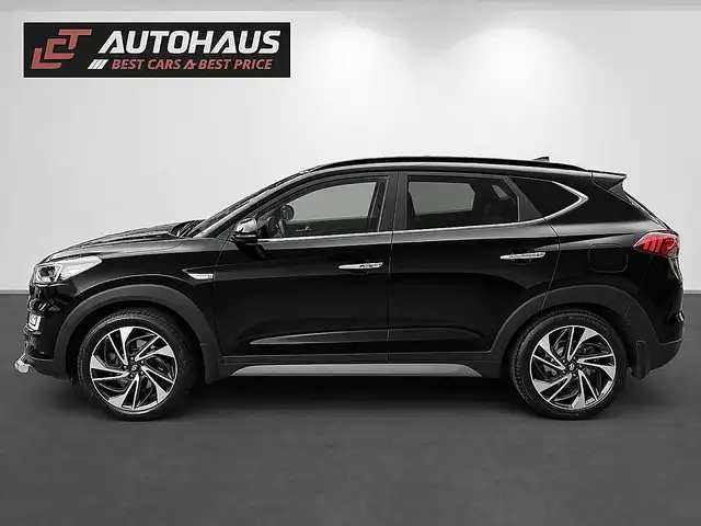 Hyundai Tucson view 2