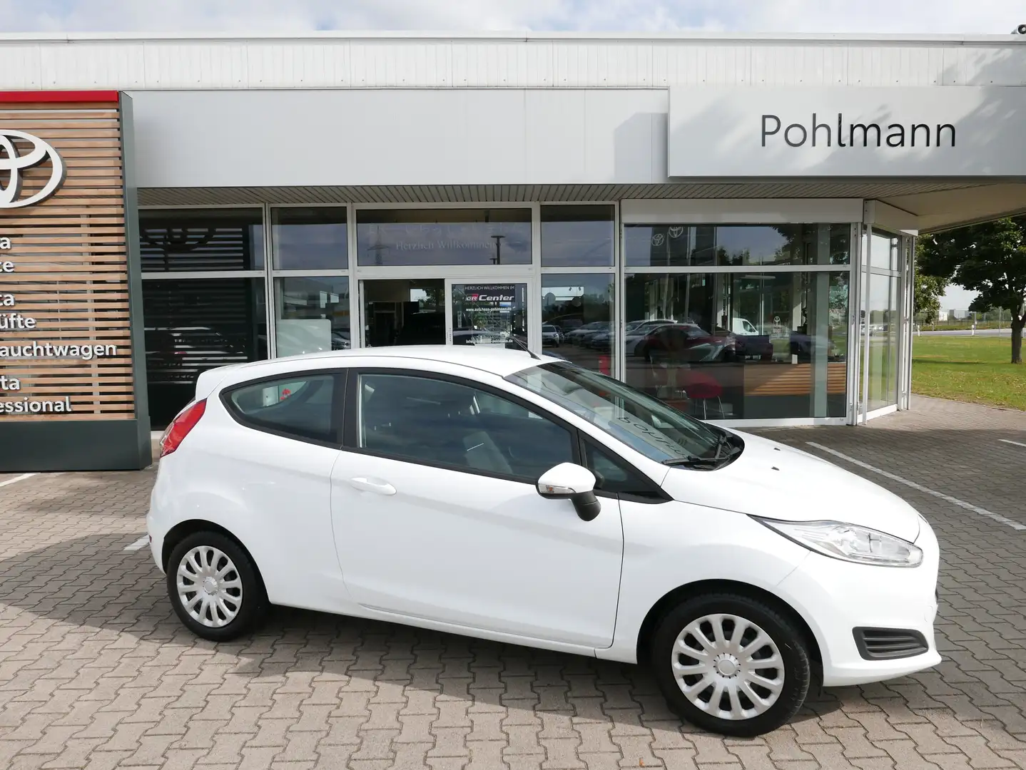 Ford Fiesta Trend Blanc - 1