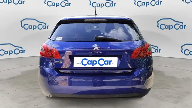 Peugeot 308 view 3