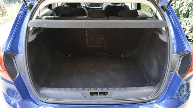 Peugeot 308 view 14