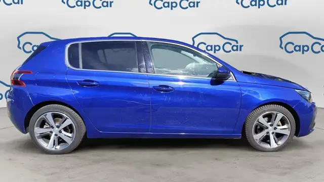 Peugeot 308 view 4