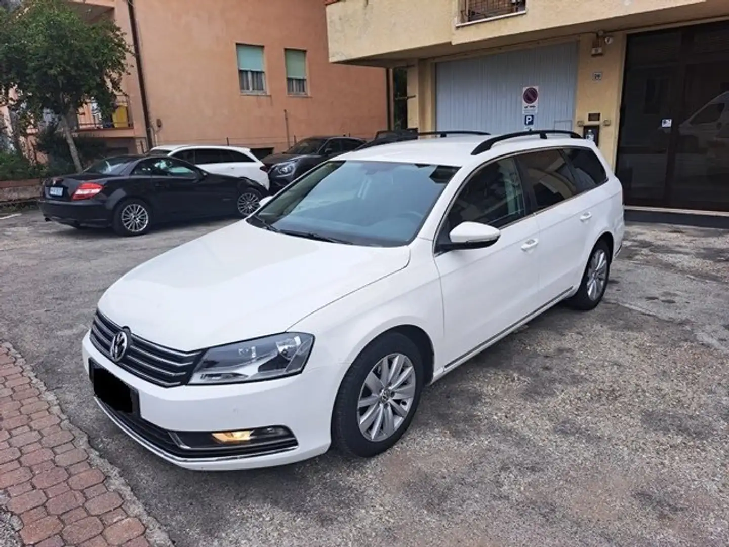 Volkswagen Passat Variant Passat Variant 2.0 tdi Comfortline(140cv) Bianco - 2