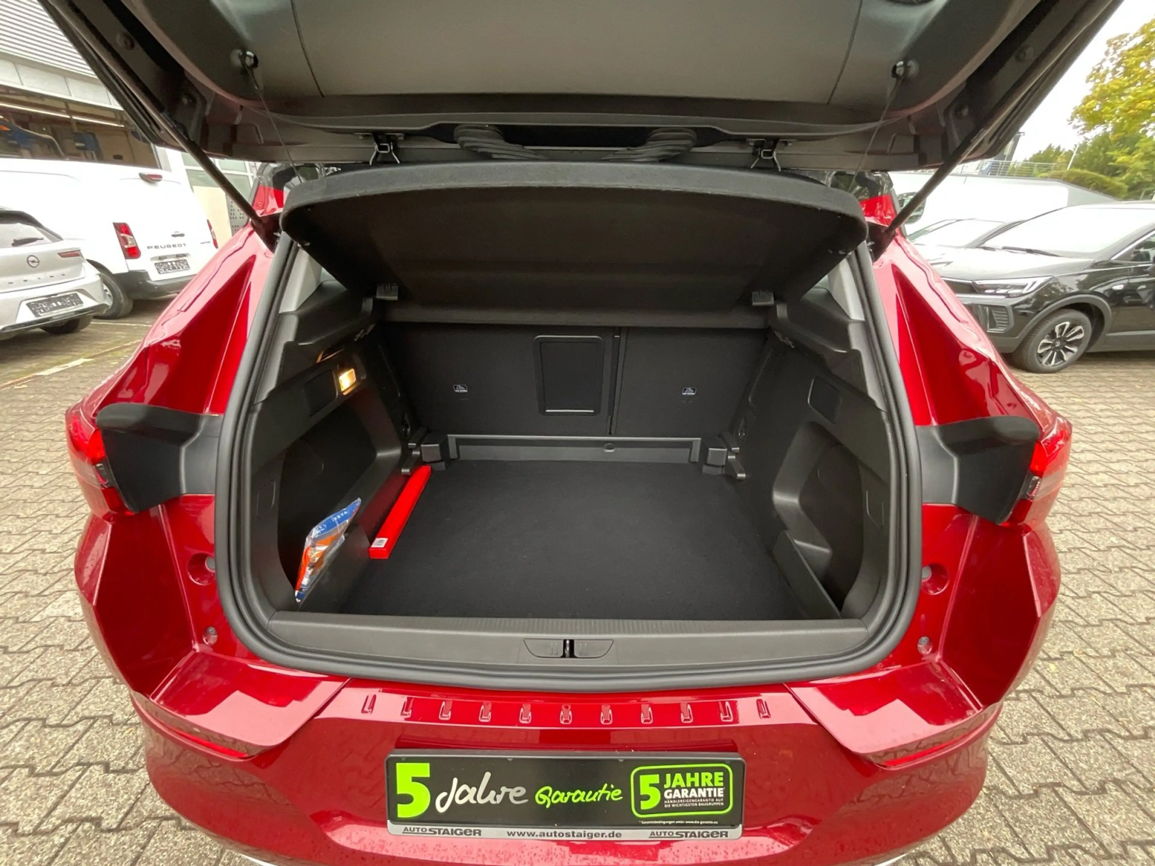 Opel Grandland 1.5 D Enjoy LED+SHZ+2xKlima+Kam.+LM — photo 14
