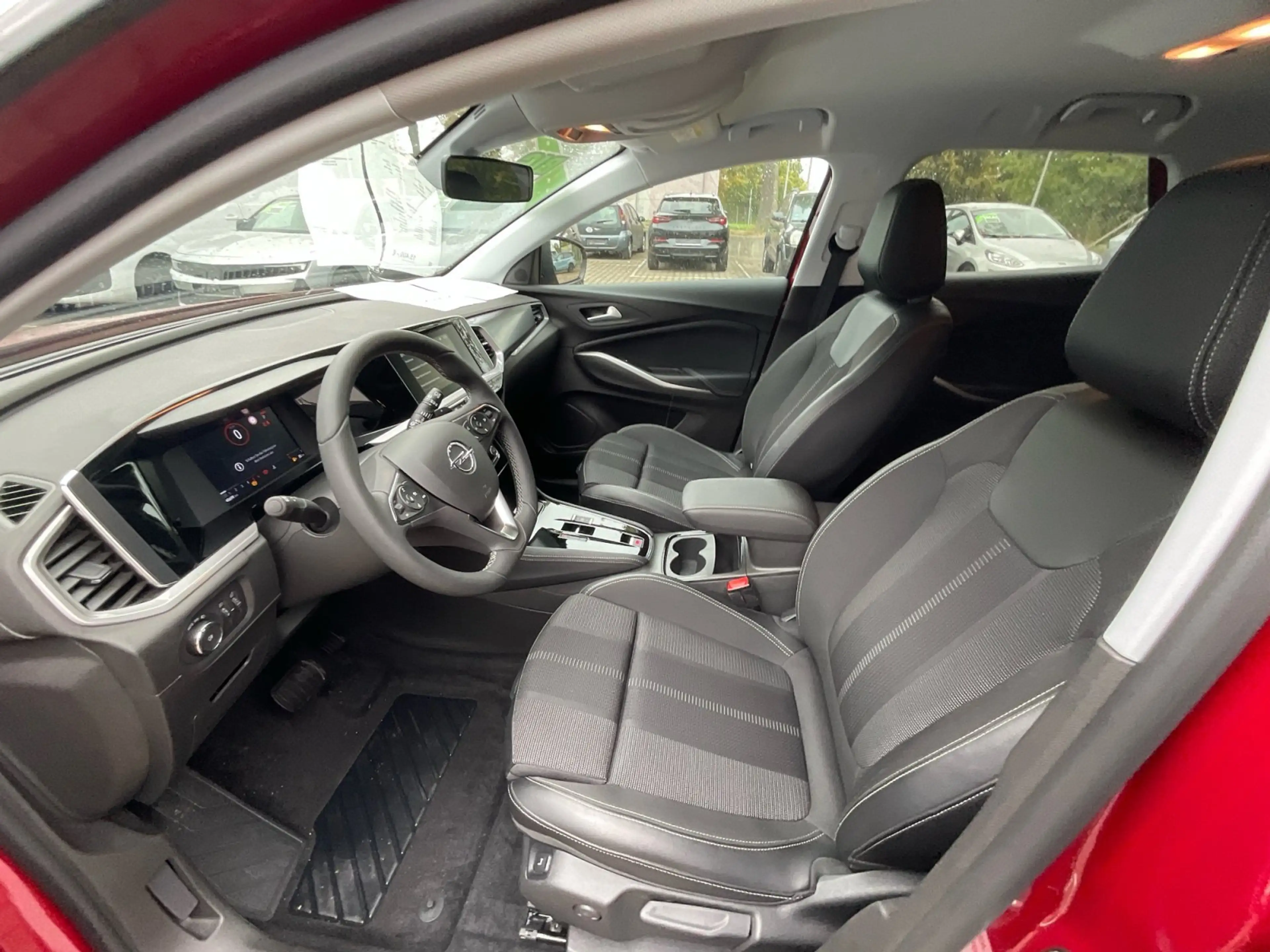 Opel Grandland 1.5 D Enjoy LED+SHZ+2xKlima+Kam.+LM — photo 12