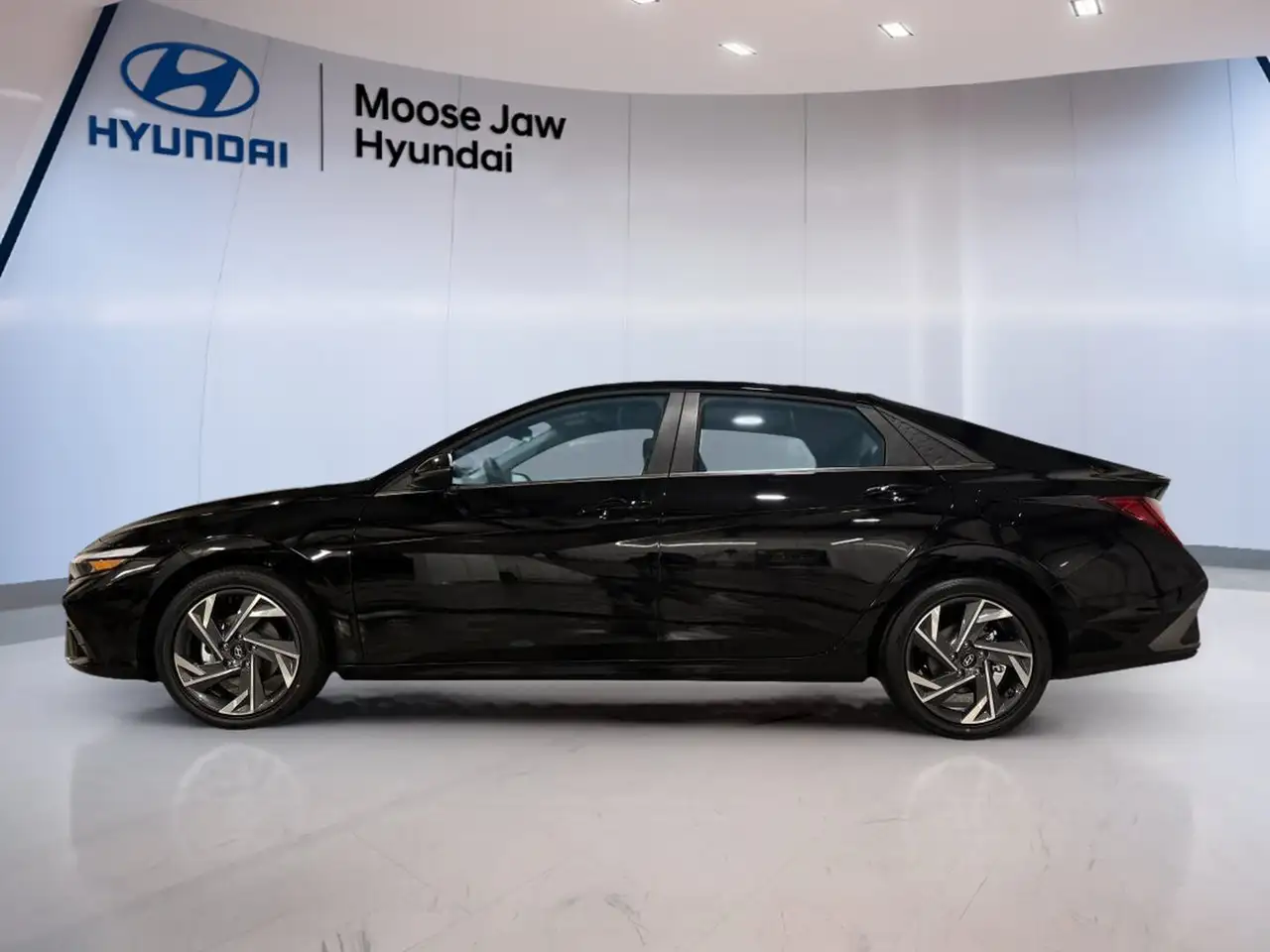 Hyundai ELANTRA снимка Hyundai ELANTRA