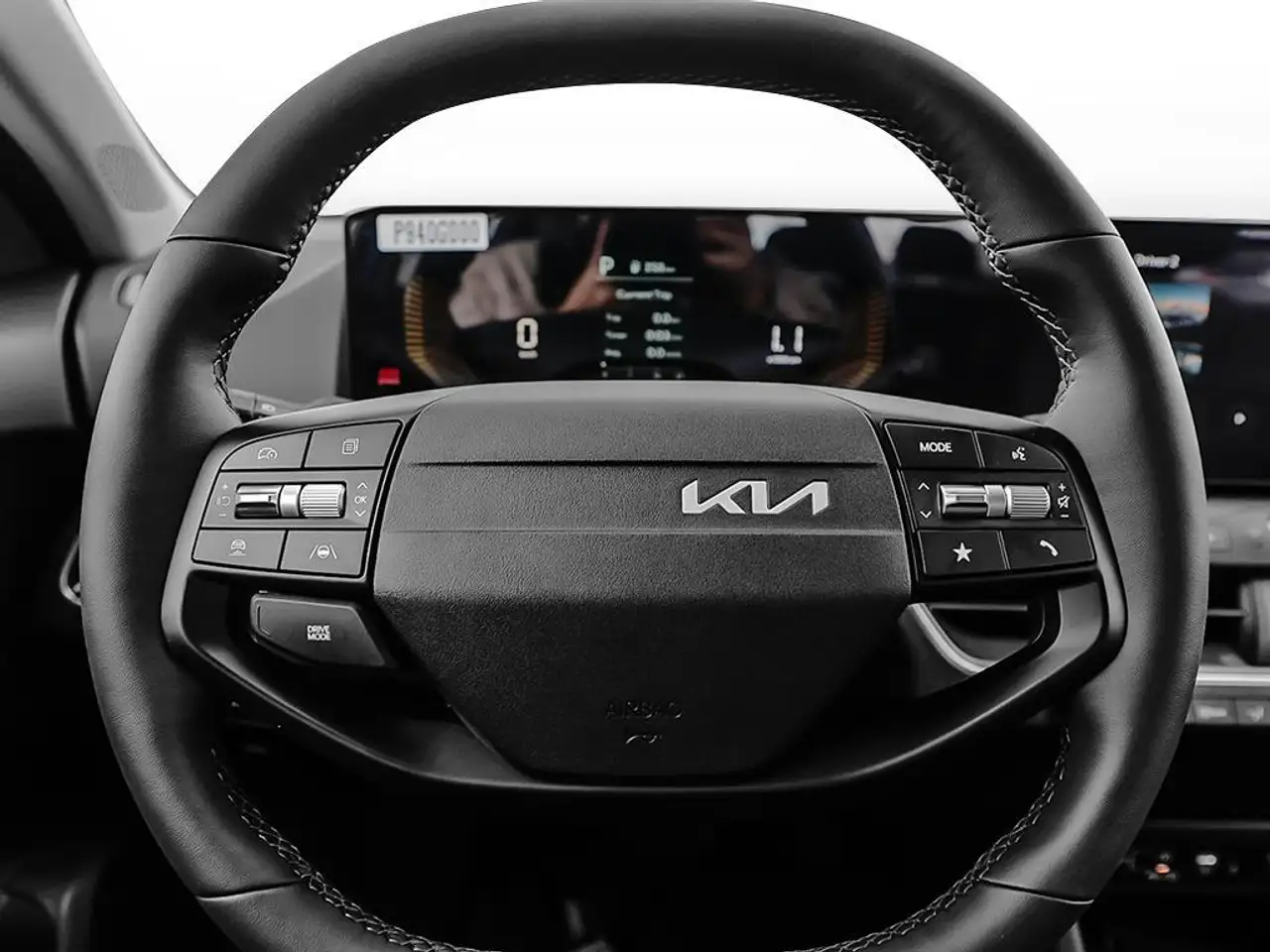 Kia K4 снимка Kia K4