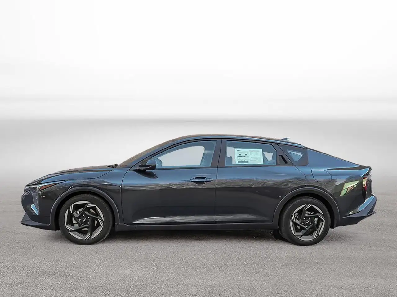 Kia K4 снимка Kia K4