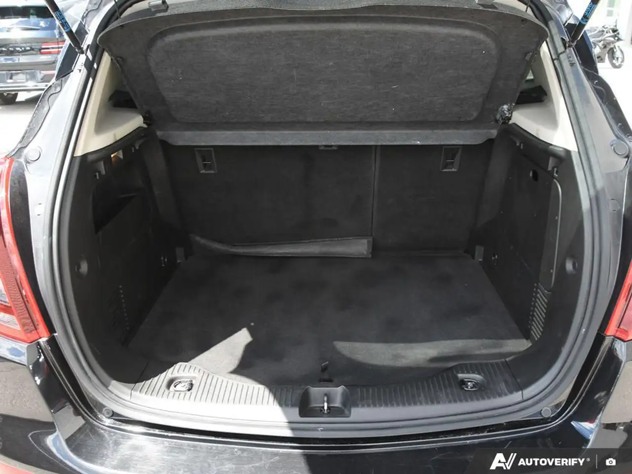 Buick Encore снимка Buick Encore