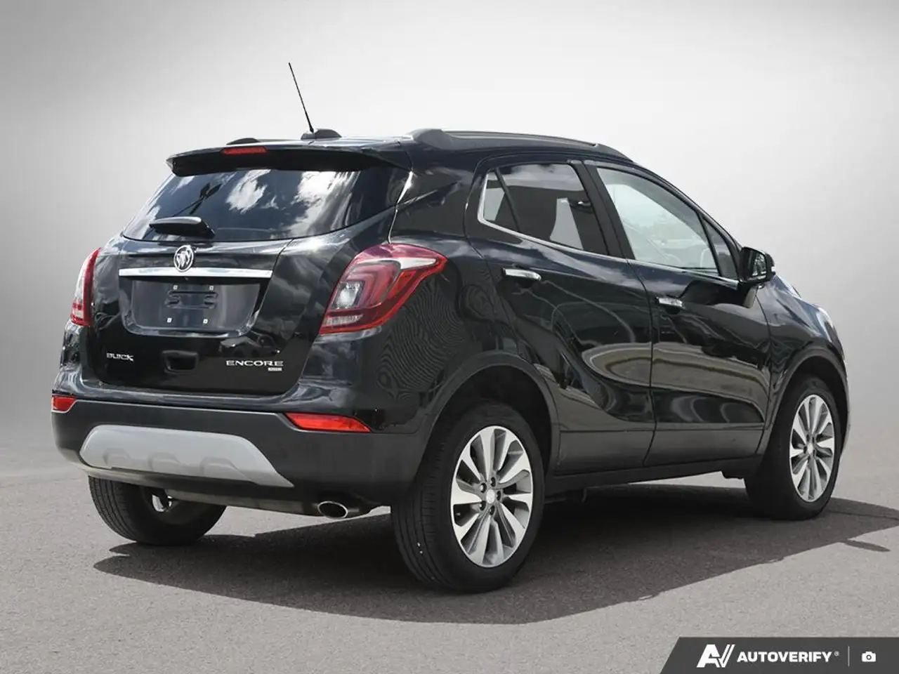 Buick Encore снимка Buick Encore
