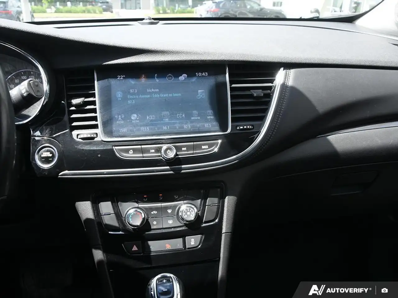 Buick Encore снимка Buick Encore