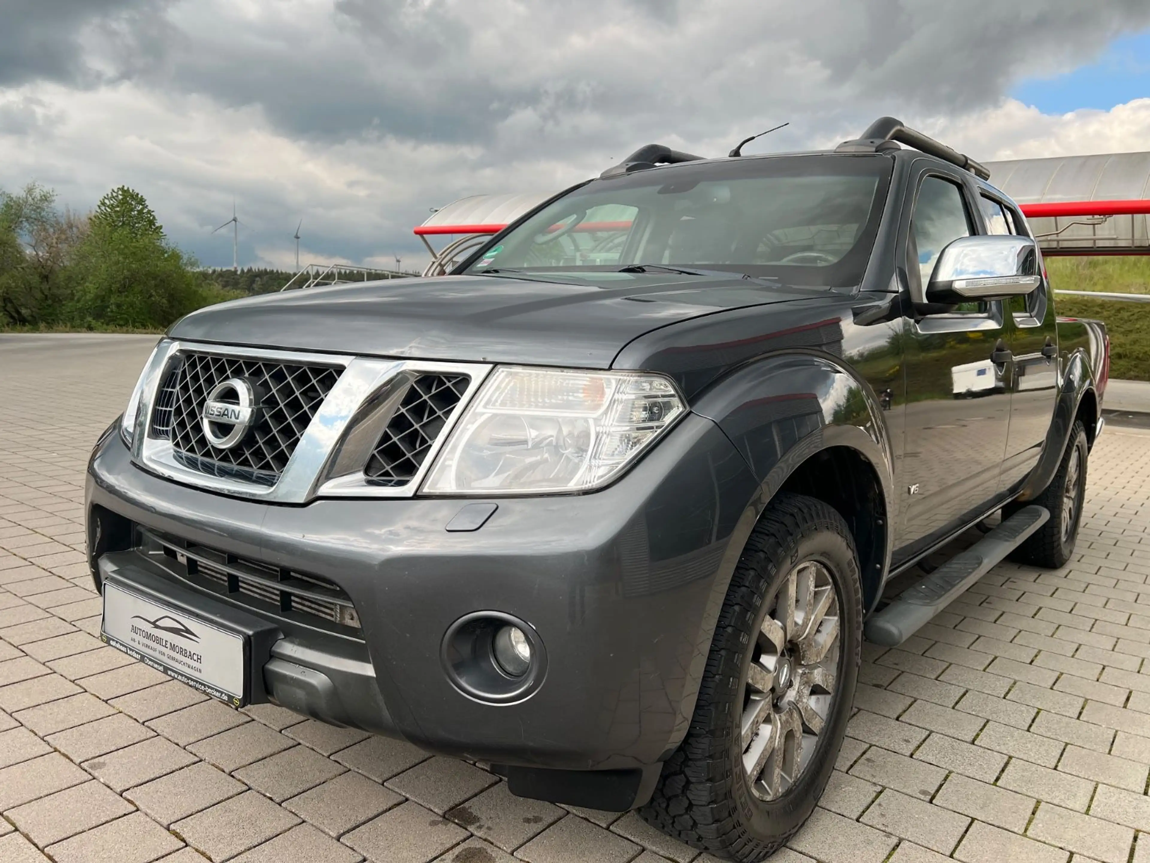 Nissan Navara Pickup Double Cab LE V6 4X4*NAVI*R-CAM*LM — photo 4