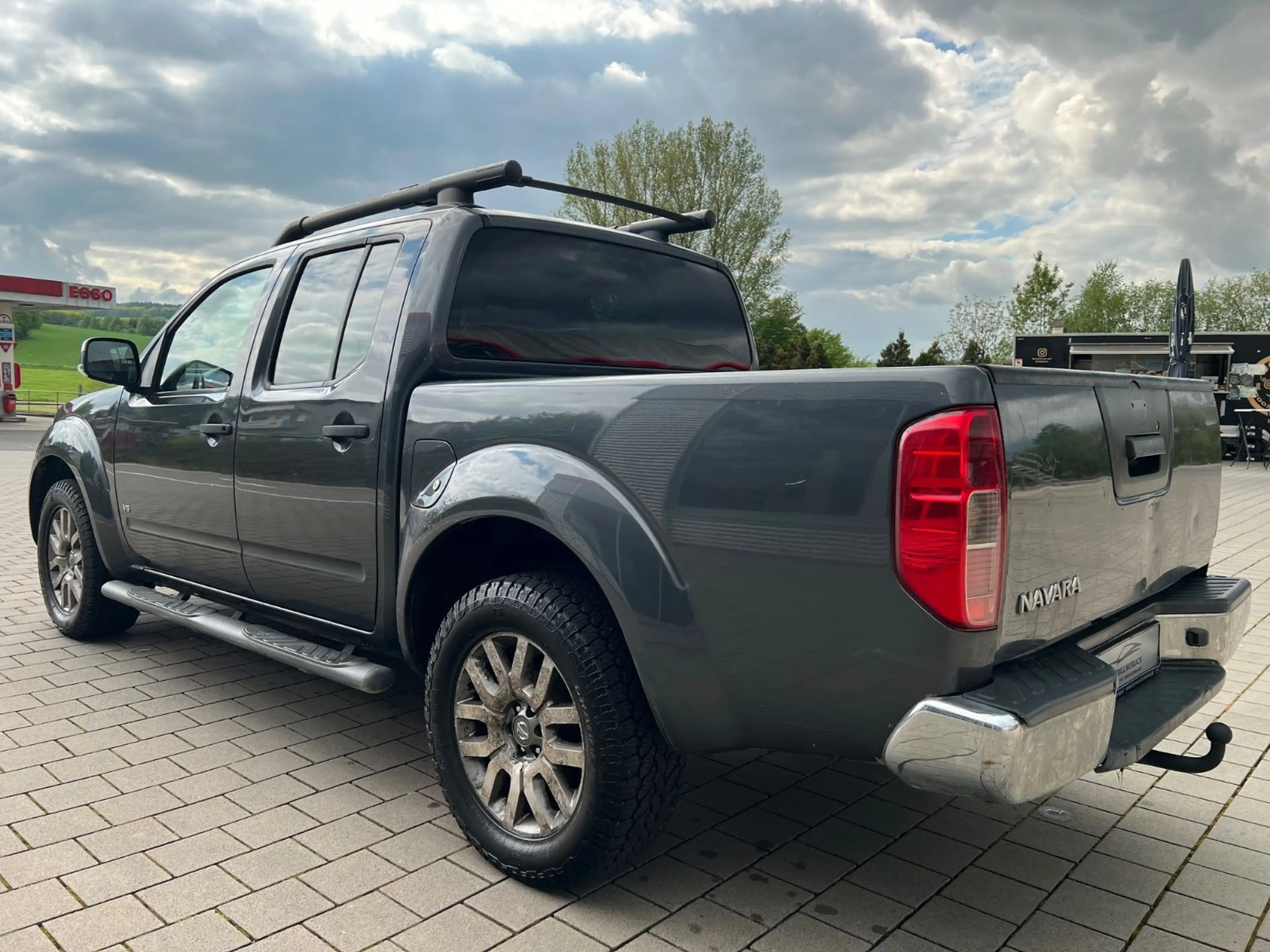 Nissan Navara Pickup Double Cab LE V6 4X4*NAVI*R-CAM*LM — photo 7
