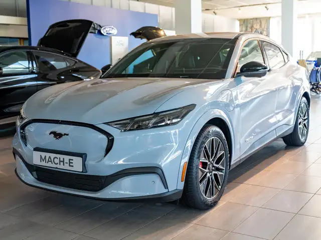 Ford Mustang Mach-E Extended range RWD 276 CV 203 kW